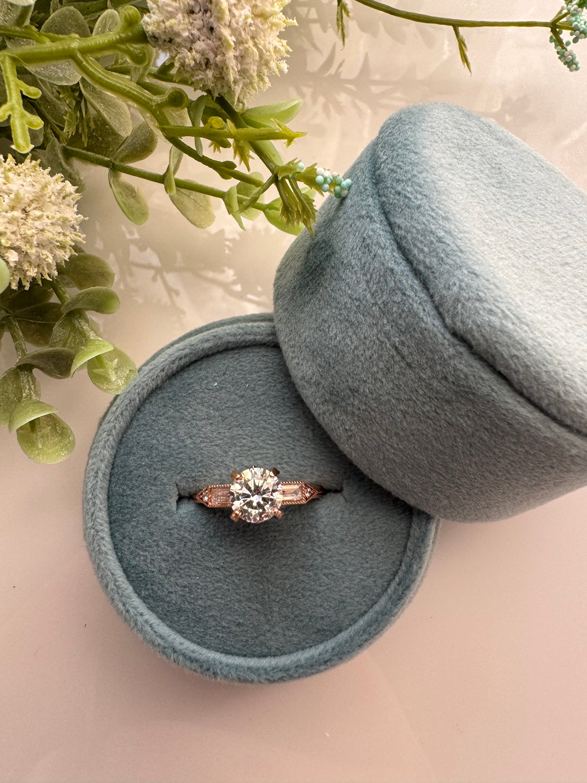 Eleanor Round Engagement Ring