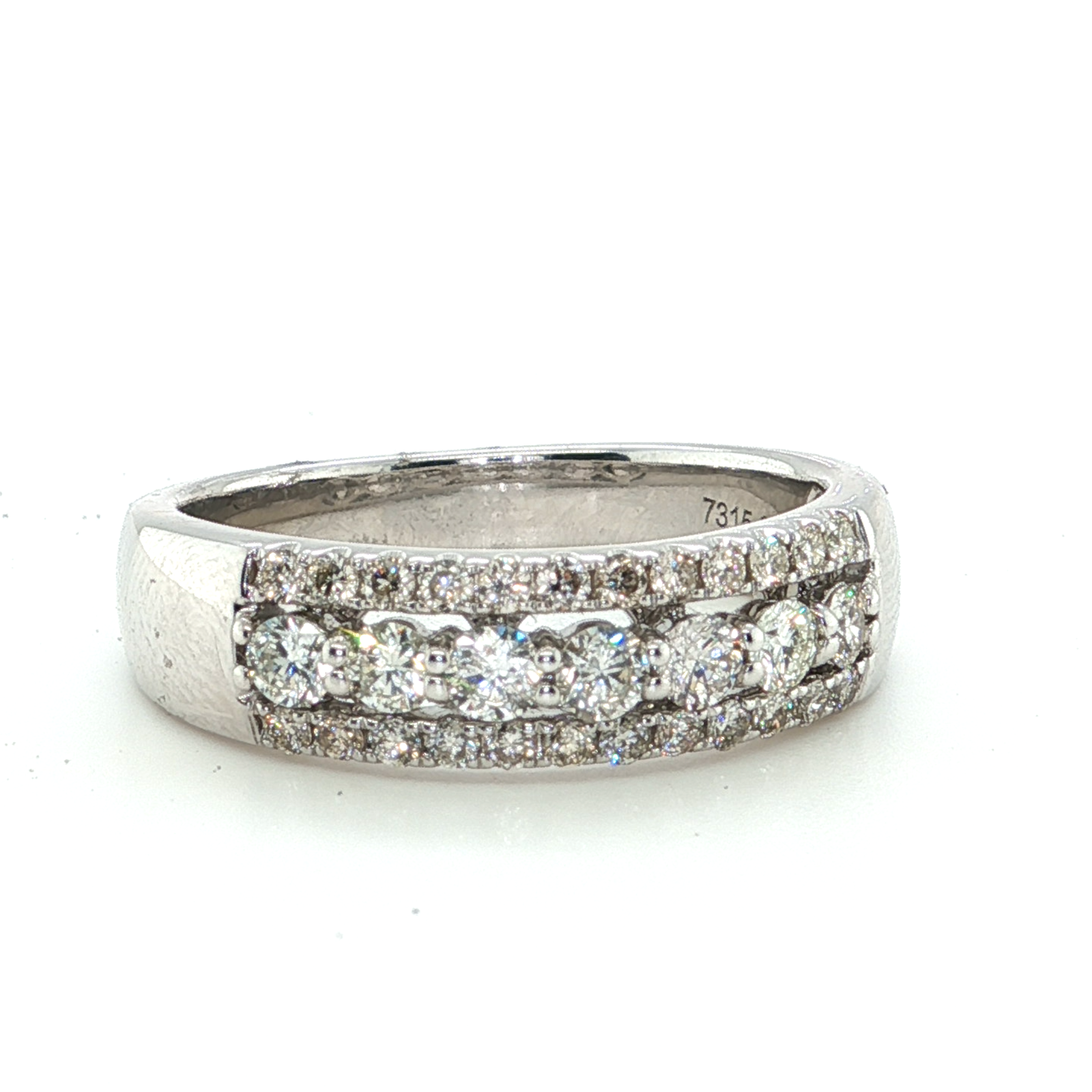 Platinum White Gold Band Ring with Round Cut Brilliant Diamonds