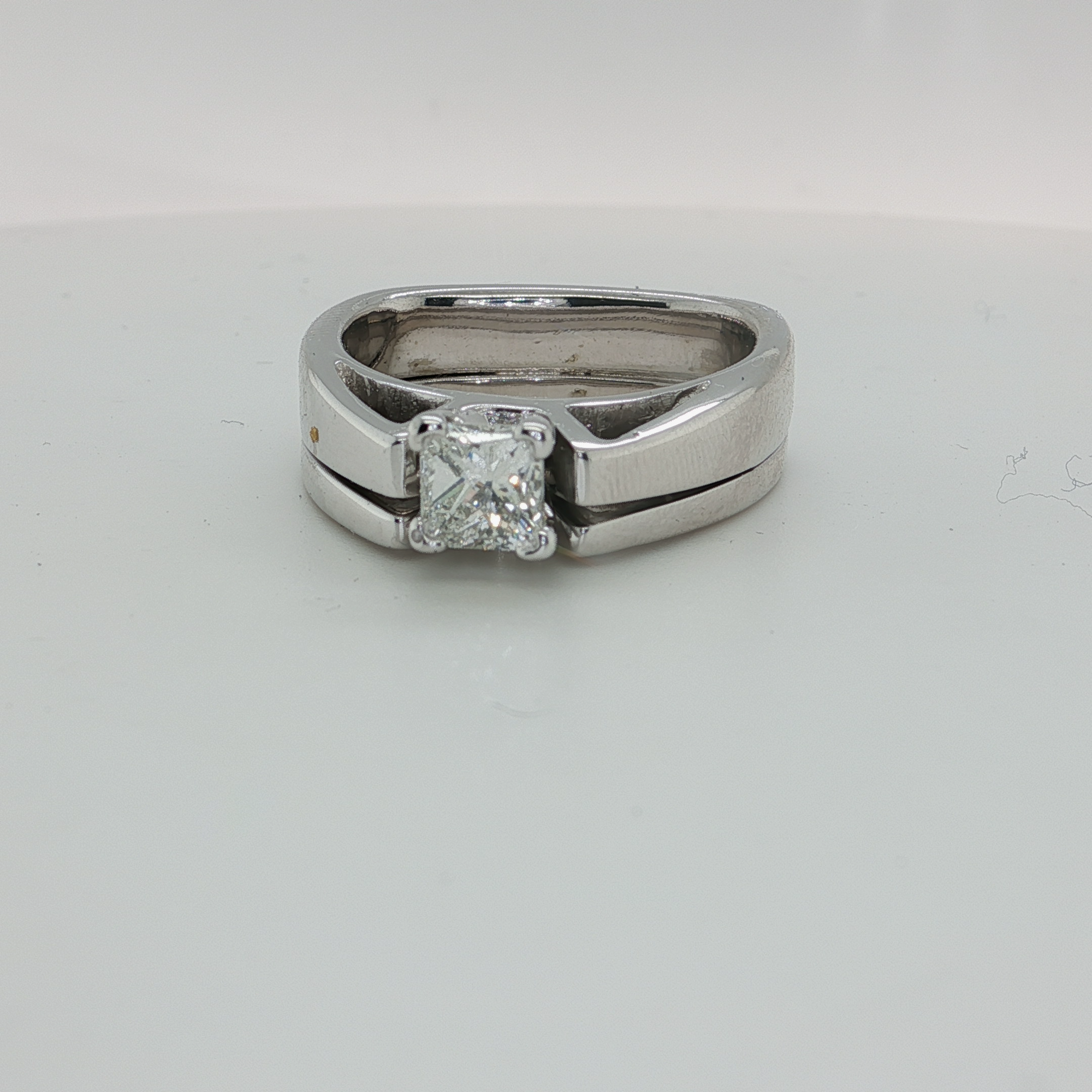 Platinum Princess Cut Diamond Engagement Ring in White Gold