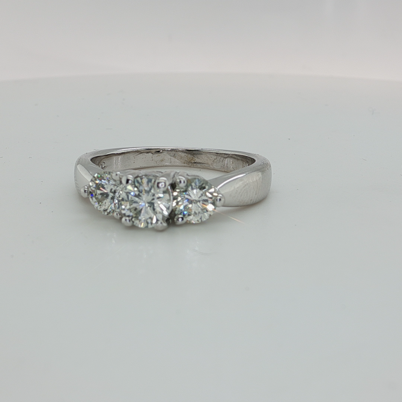 14K WG THREE STONE ROUND NATURAL DIAMOND RING