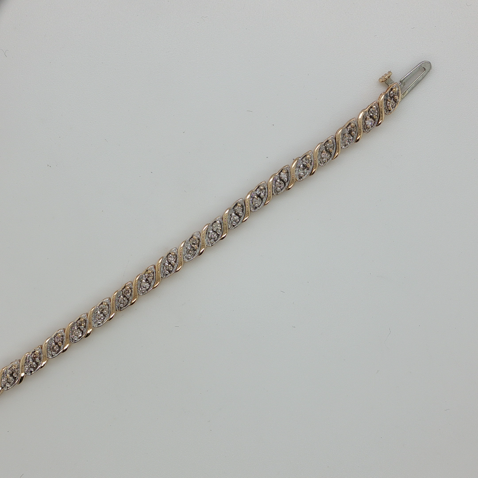 Yellow Gold Diamond Tennis Bracelet with Round Brilliant Cut Diamonds