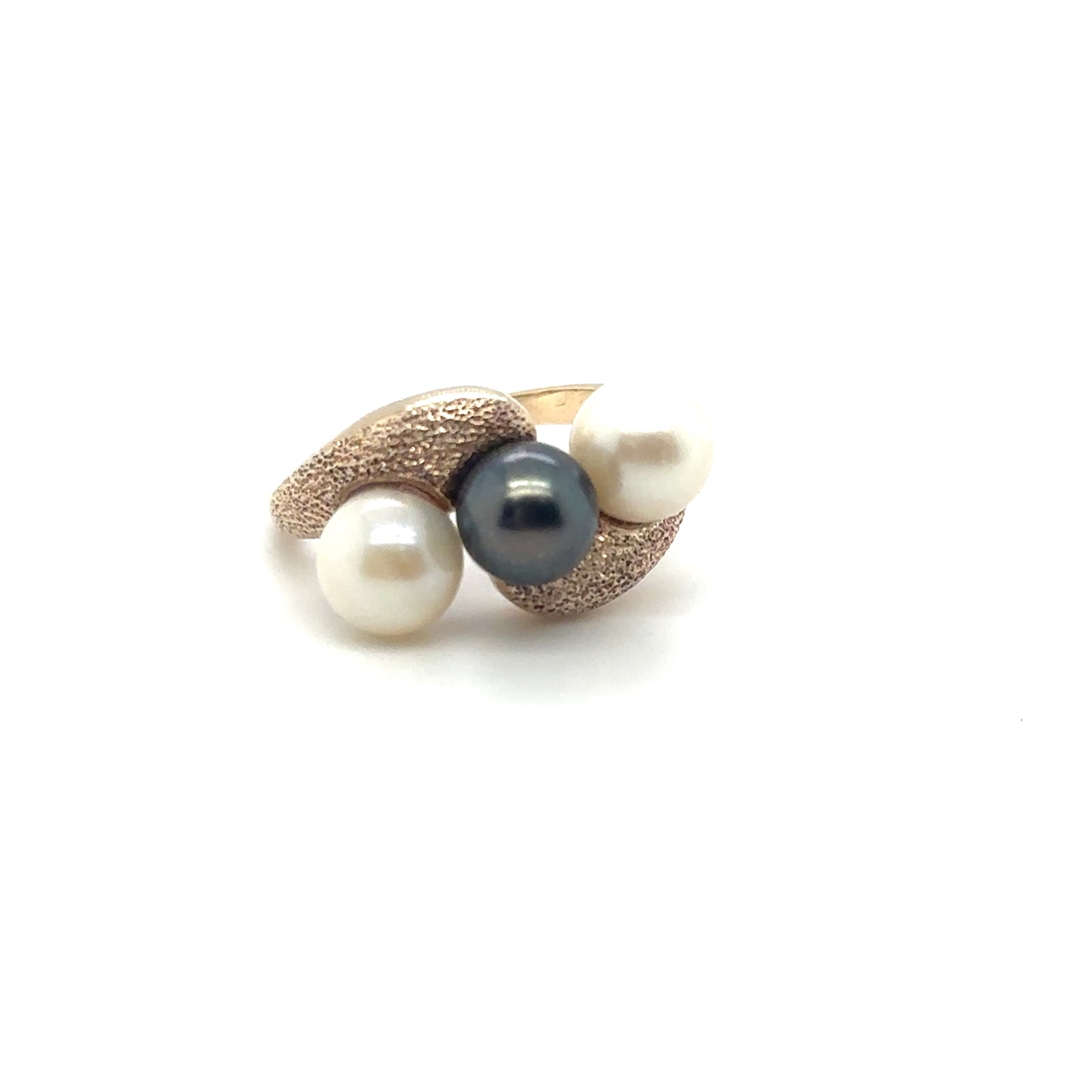 10K Yellow Gold Multicolor Three Pearl Ring