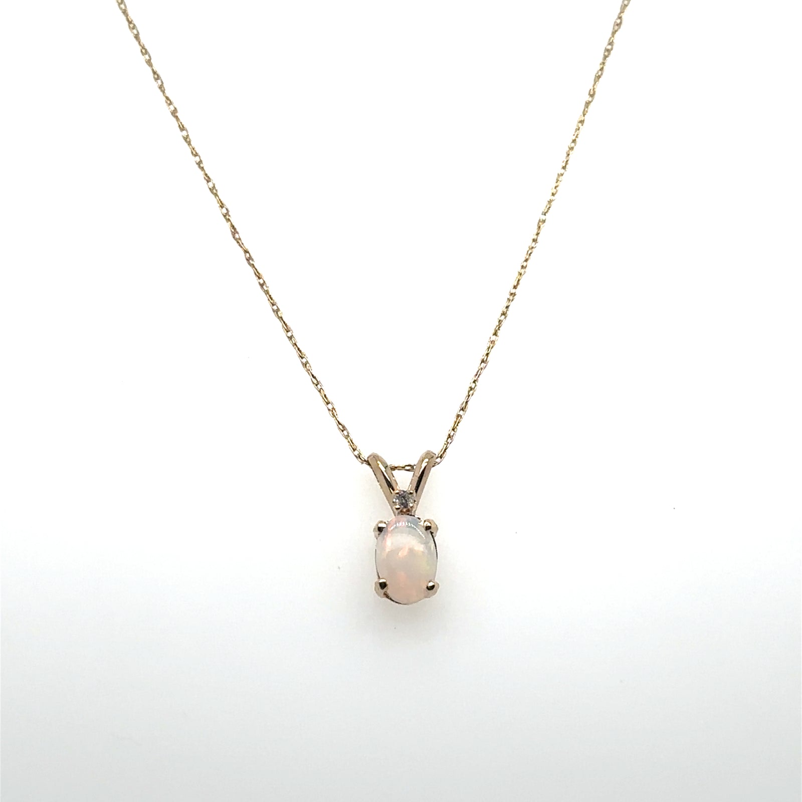 10K Yellow Gold Oval Opal Pendant