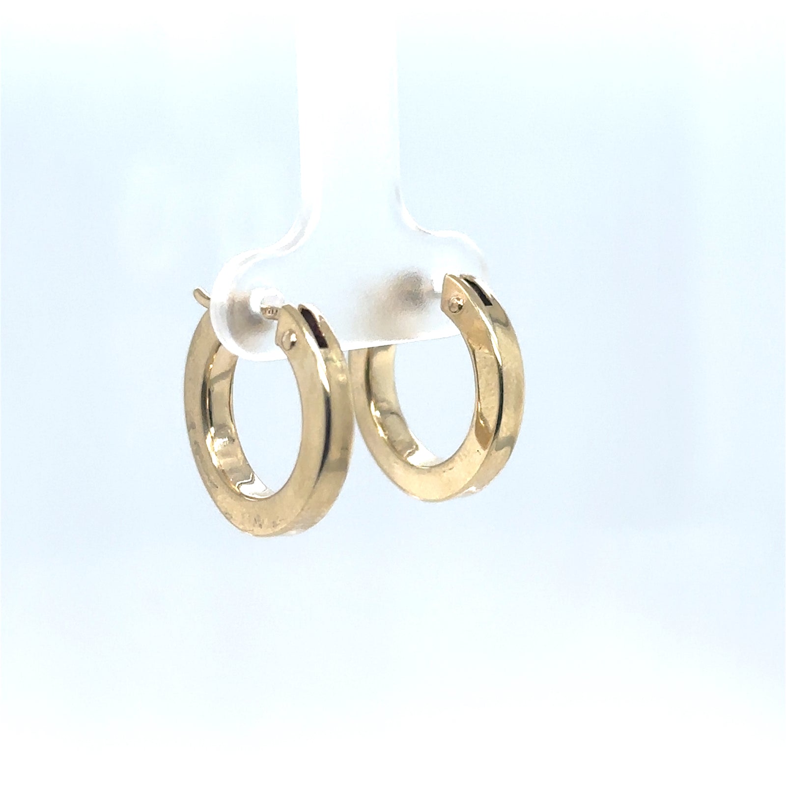14K Yellow Gold Flat Edged Round Hoop Earrings
