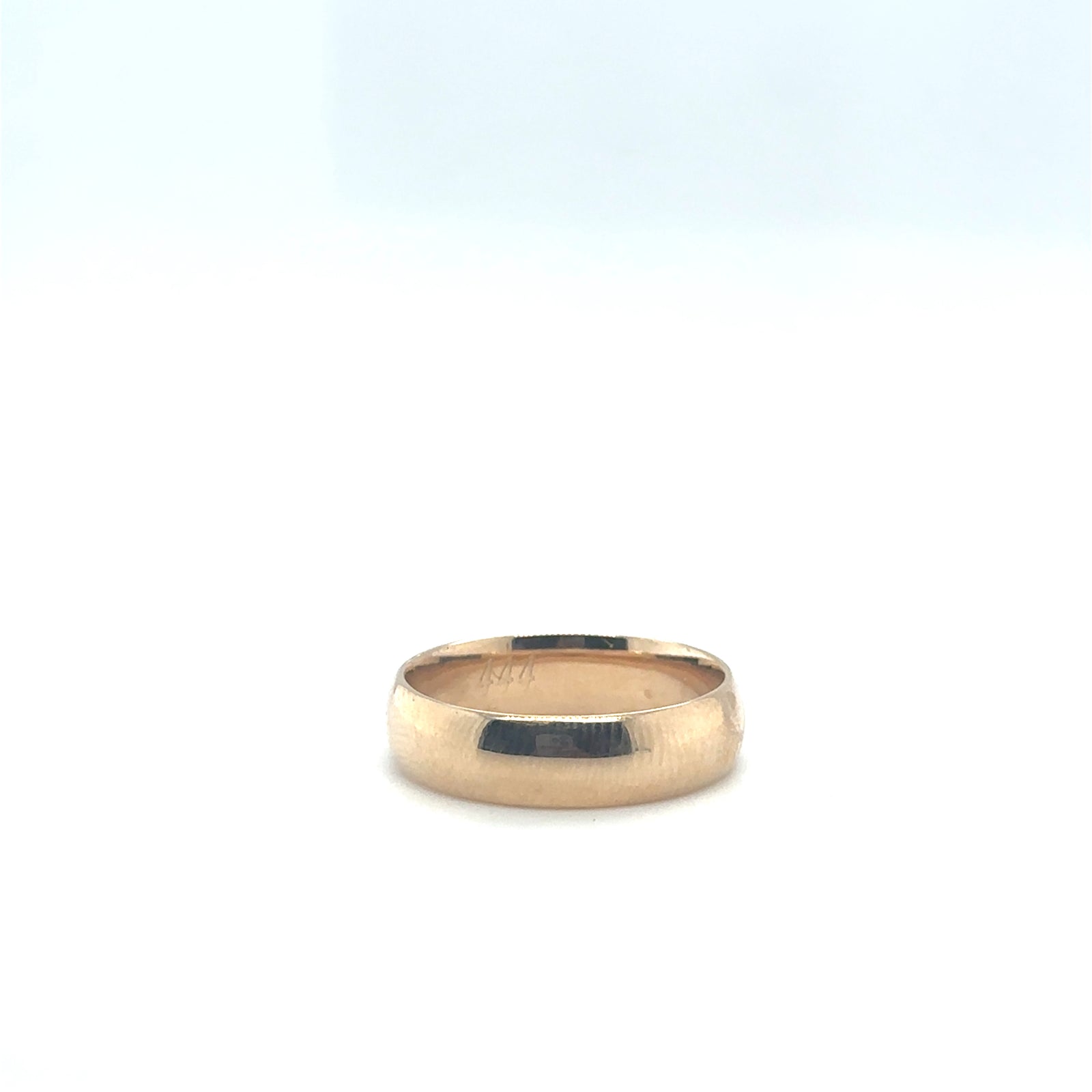10K Yellow Gold 5.5mm Gents Wedding Band