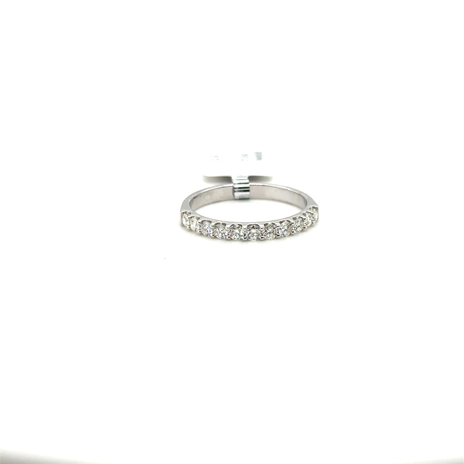 14K White Gold Shared Prong 11 Diamond Ring