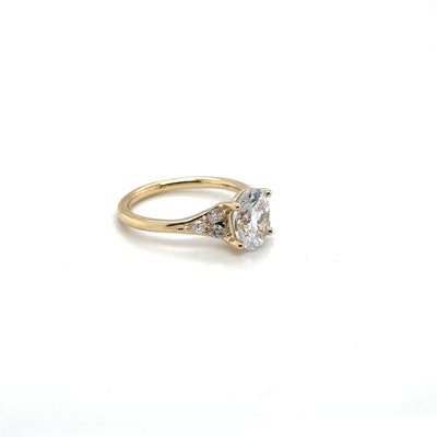 14K Yellow Gold Oval Center Diamond Engagement Ring Semi-Mount