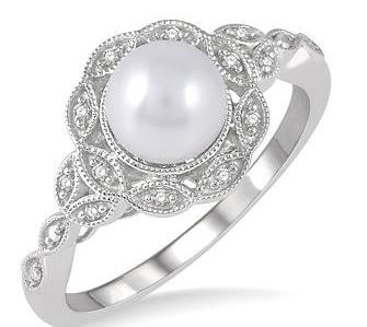 SILVER PEARL & DIAMOND RING