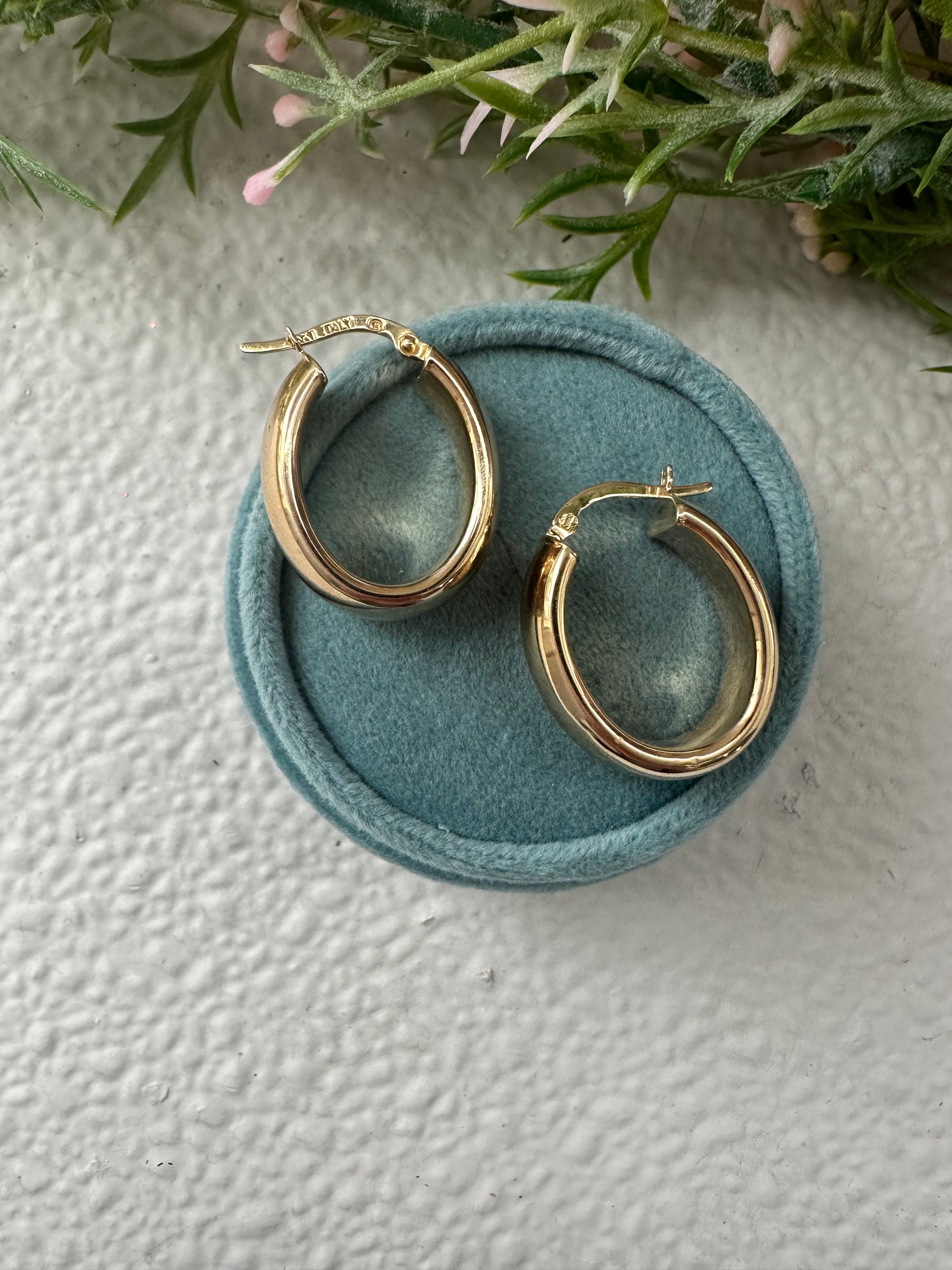 Gold Chunky Oval Hoops