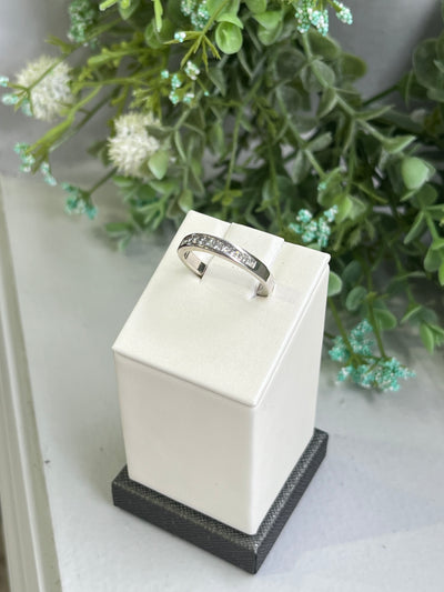 14K White Gold Diamond Channel Band