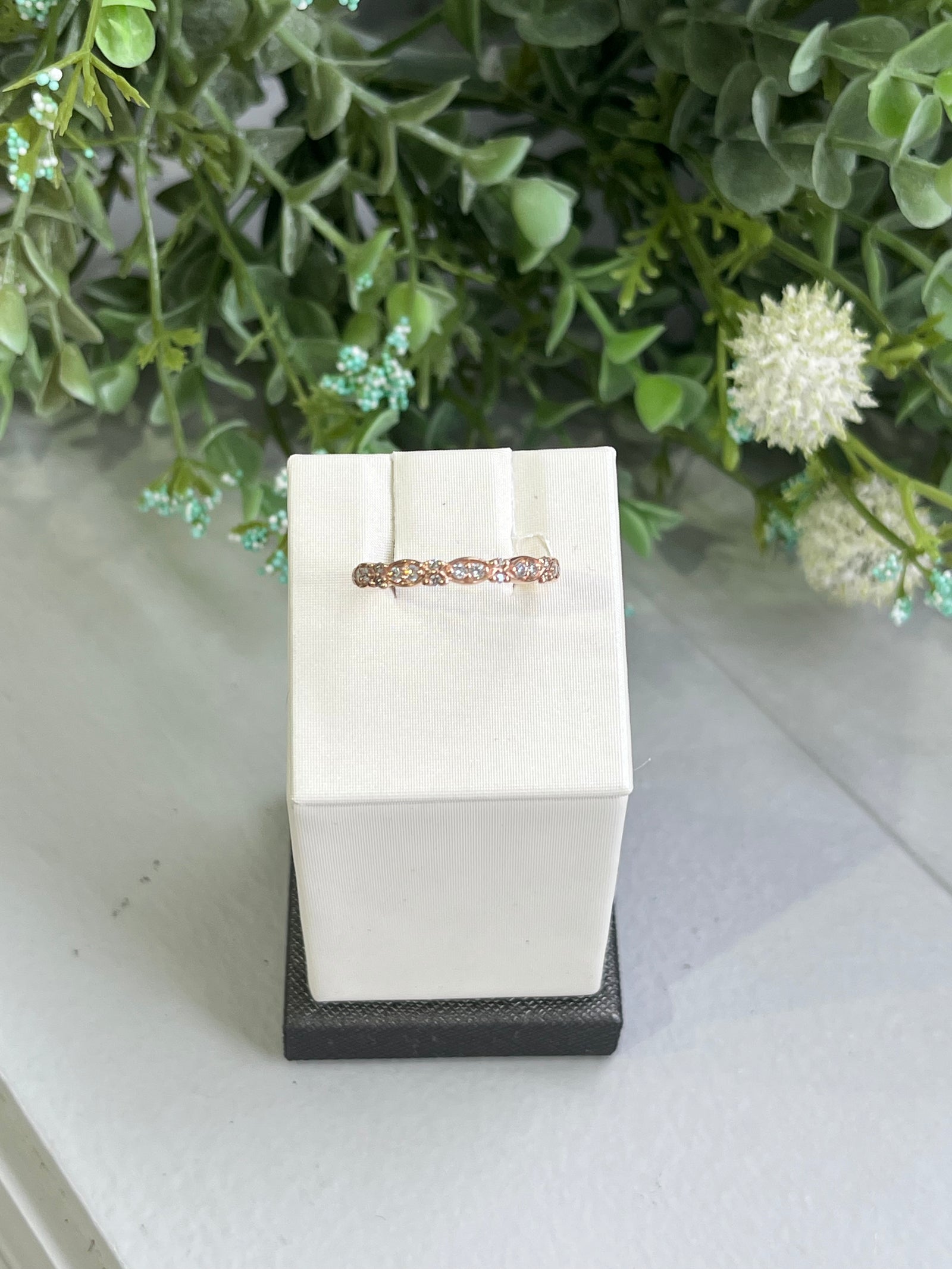 10K Rose Gold Diamond Band