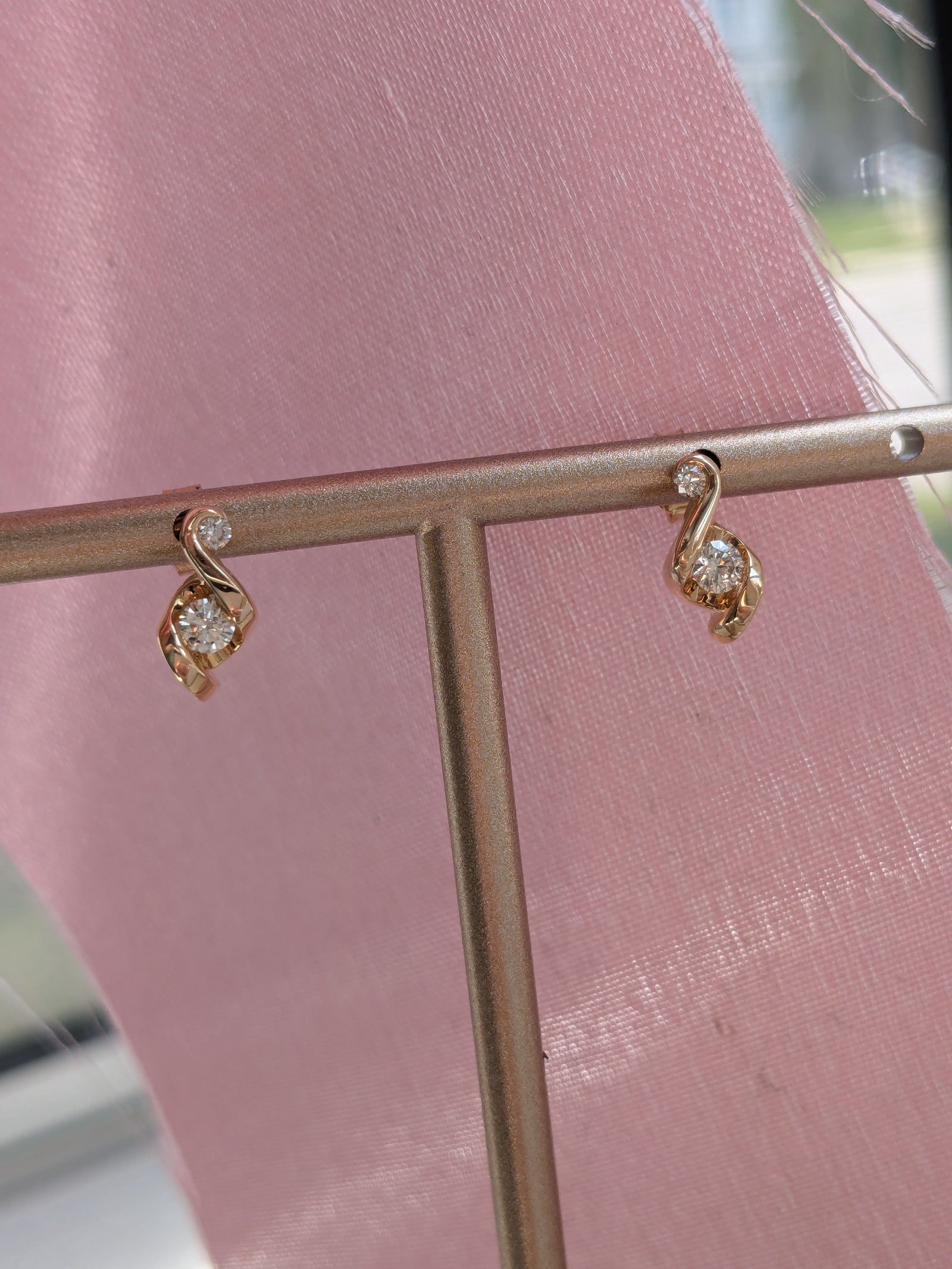 Twisted Diamond Studs