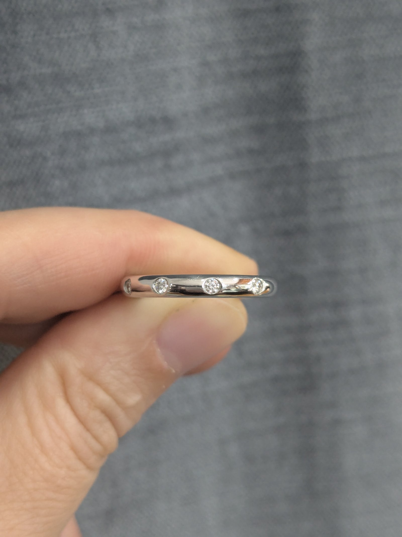 5 STONE DIAMOND ANNIVERSARY BAND