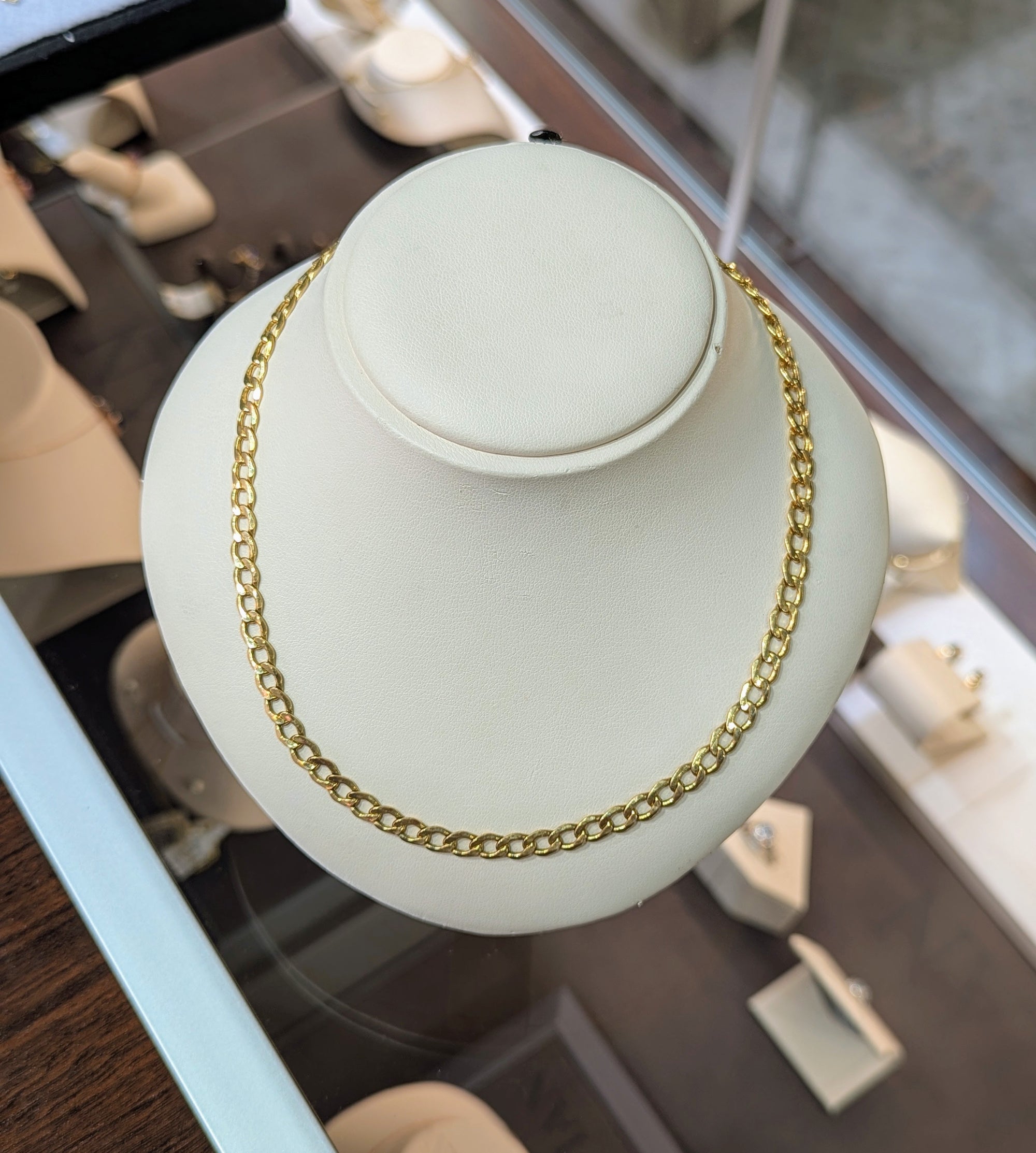 14k Yellow Gold Curb Chain: 18" x 5mm