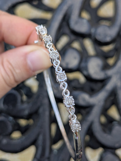 INFINITY DIAMOND BANGLE