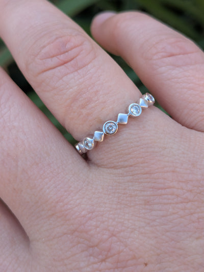 14KT White Gold Round Diamond Ring