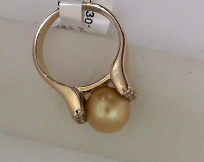 Vintage 14k Yellow Gold Ring with Golden Pearl and Side Diamonds