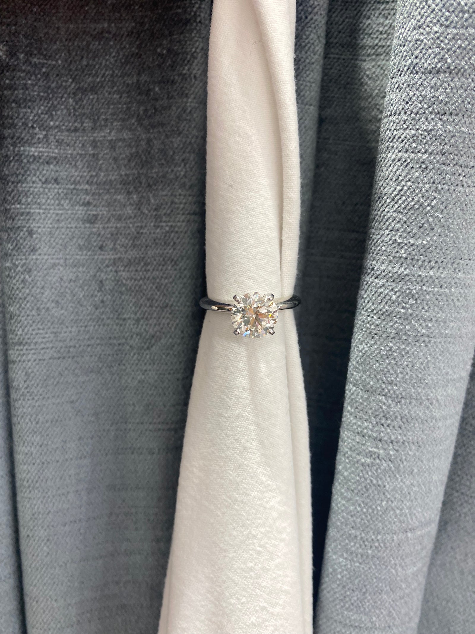 Lab Grown Solitaire Engagement Rings