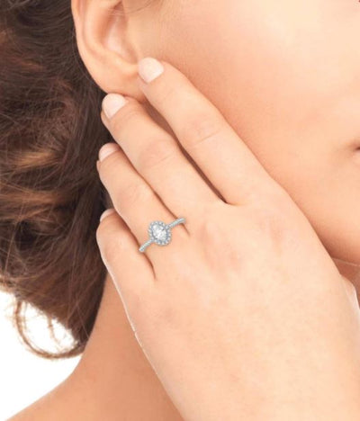 14K White Gold Oval Shape Diamond Engagement Ring